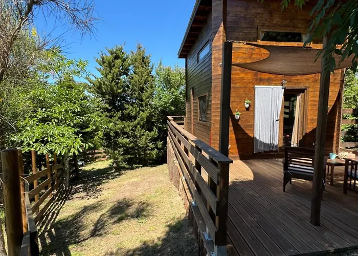 シャレー Oyana Montgradail